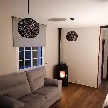 A Casa Dos Retales Holiday home Cangas do Morrazo
