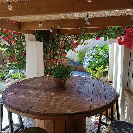 A Casa Dos Retales Holiday home *